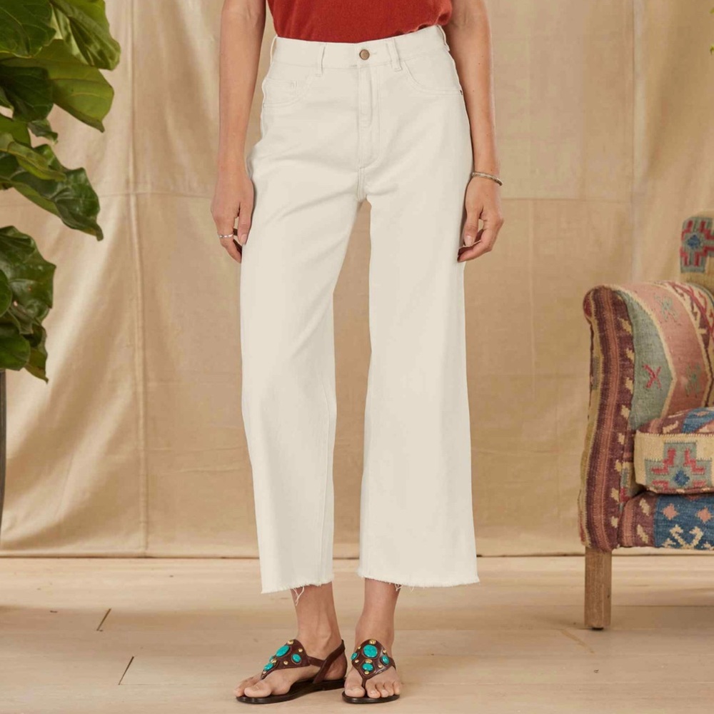 DL1961 Hepburn wide leg jeans. New with tags from Sundance.